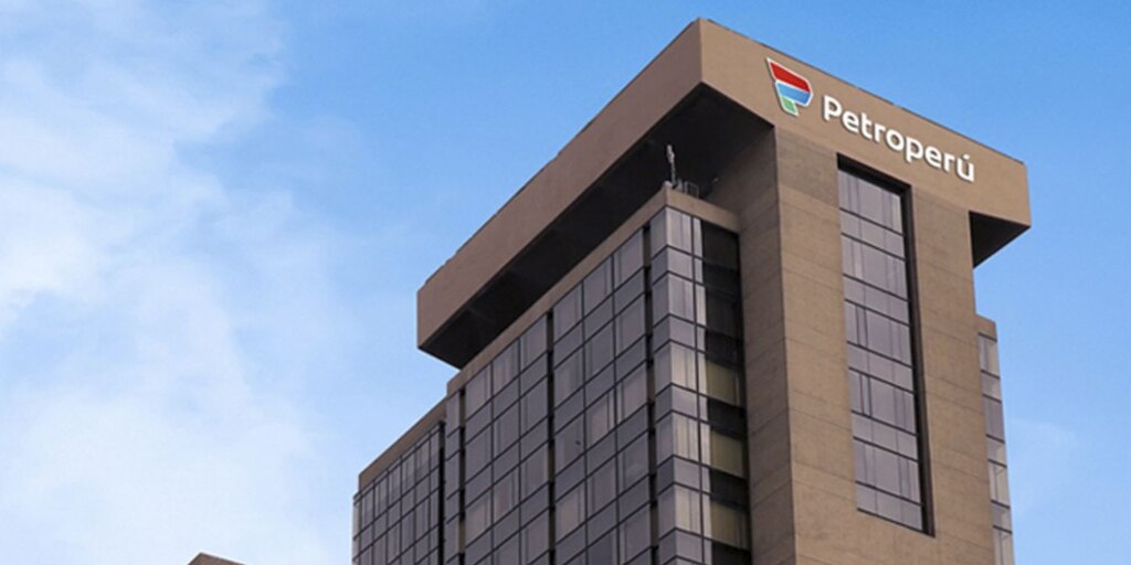 Disputa entre el MEF y el Minem por Petroperú precipita salida de la gerencia&nbsp;general