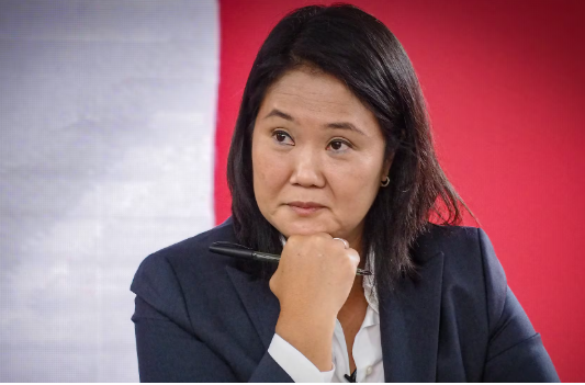Fuerte cruce entre Fujimori y Vizcarra: «Alguien ha sido sentenciado por corrupción, yo no»